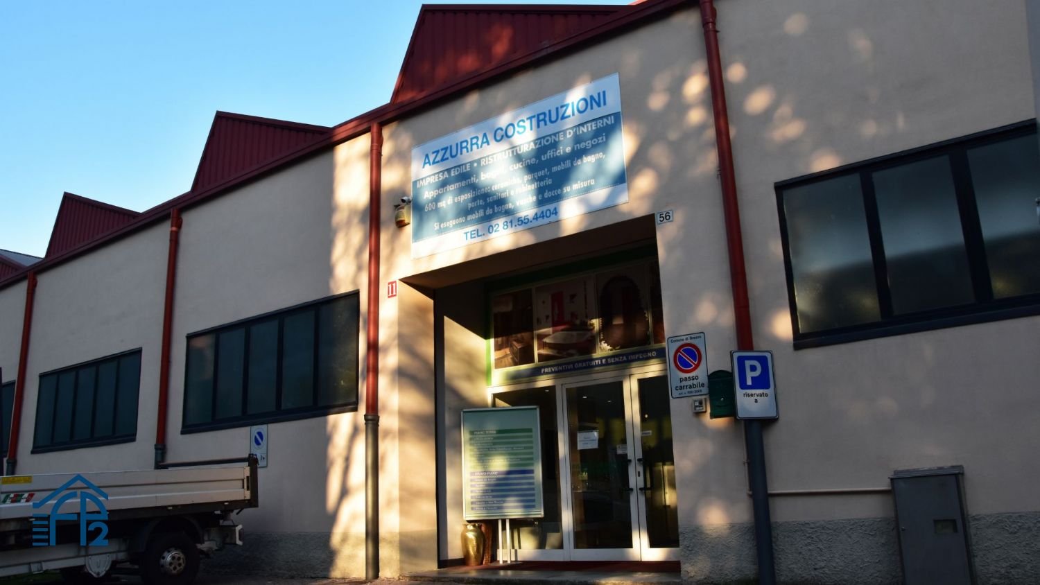 Show room ristrutturato con abitazione 