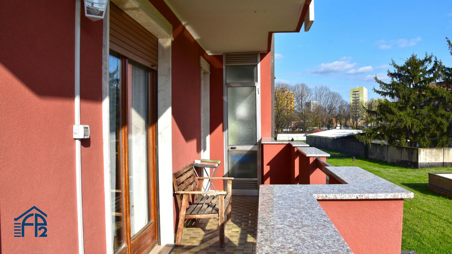 Bilocale con balcone