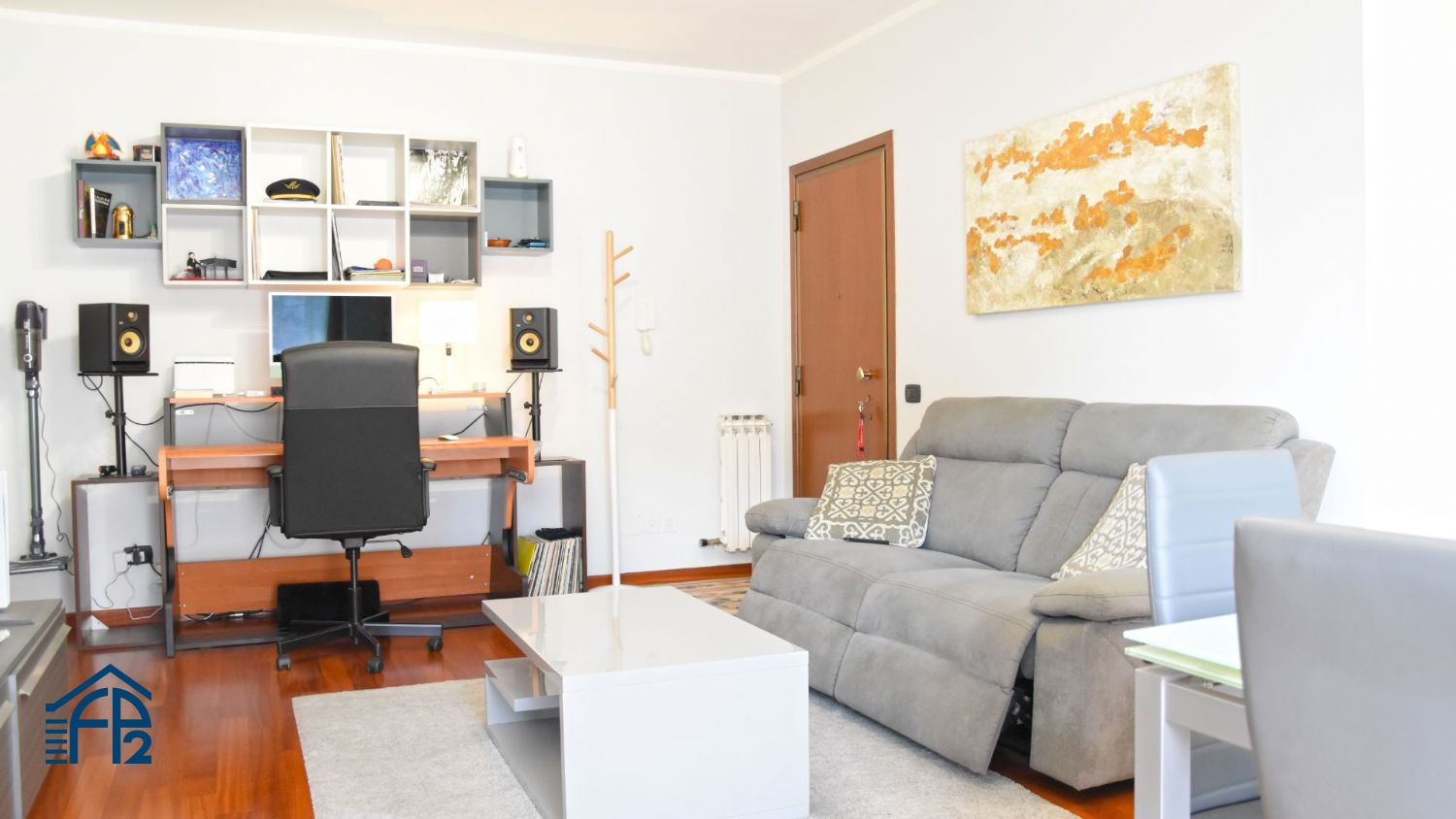 Bilocale con balcone