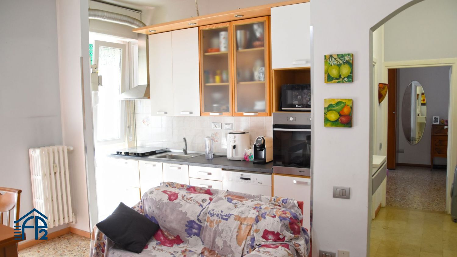 Bilocale con balcone