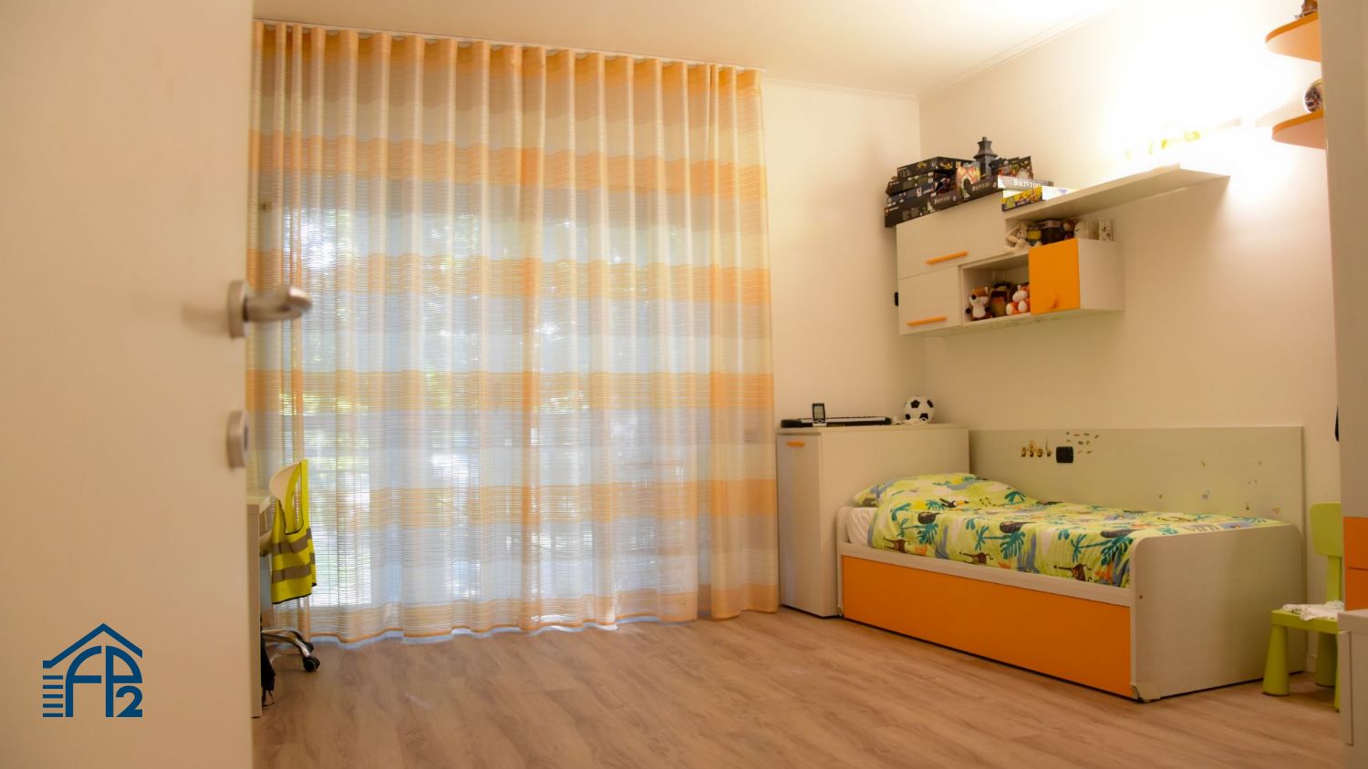 Ampio trilocale con terrazzino e studio