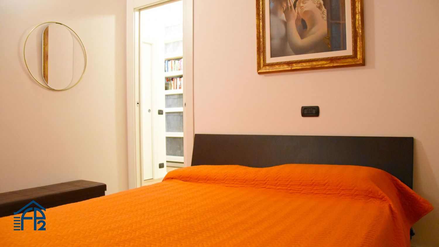 Ampio trilocale con terrazzino e studio