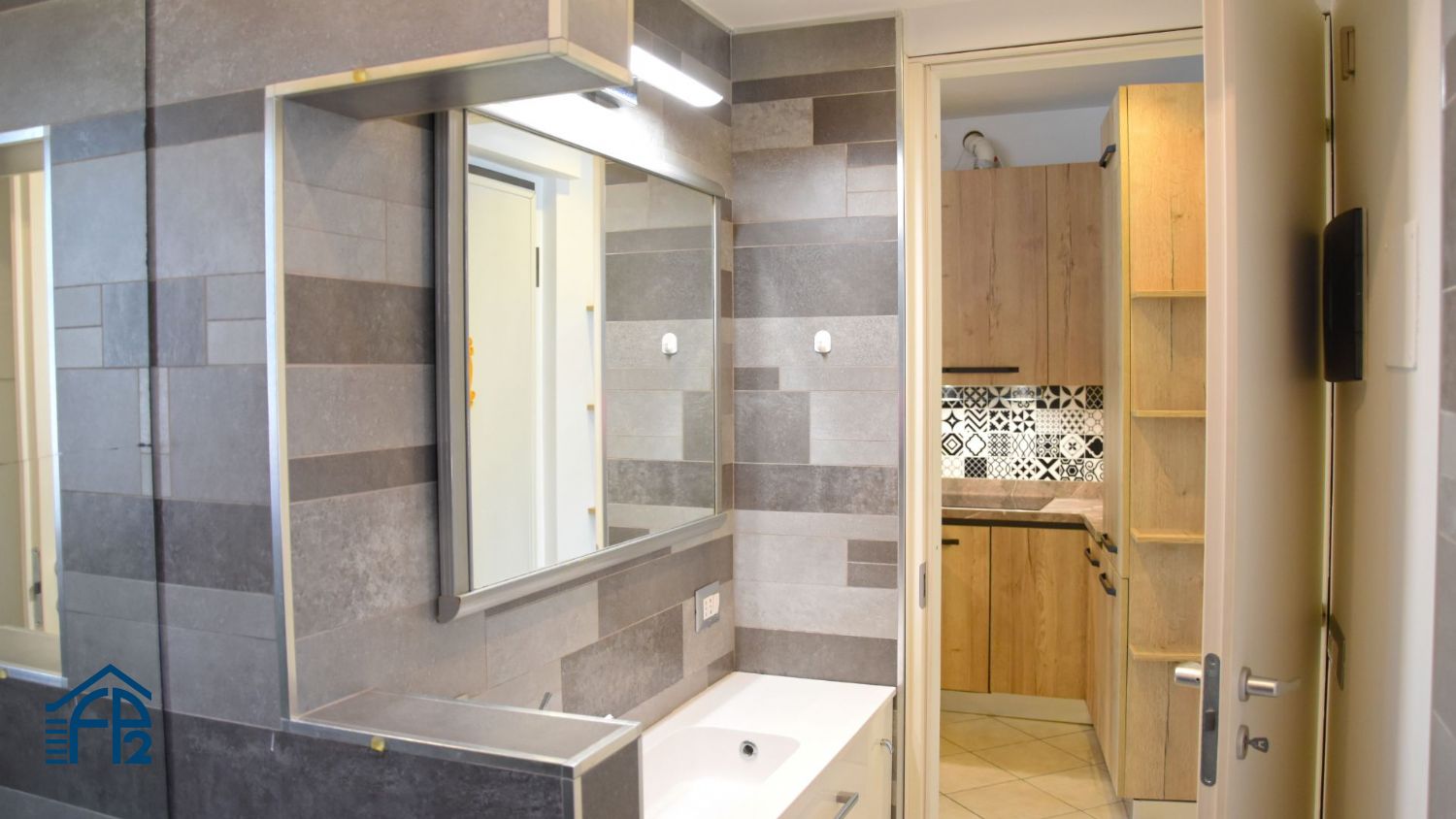 Appartamento su due livelli con terrazzo