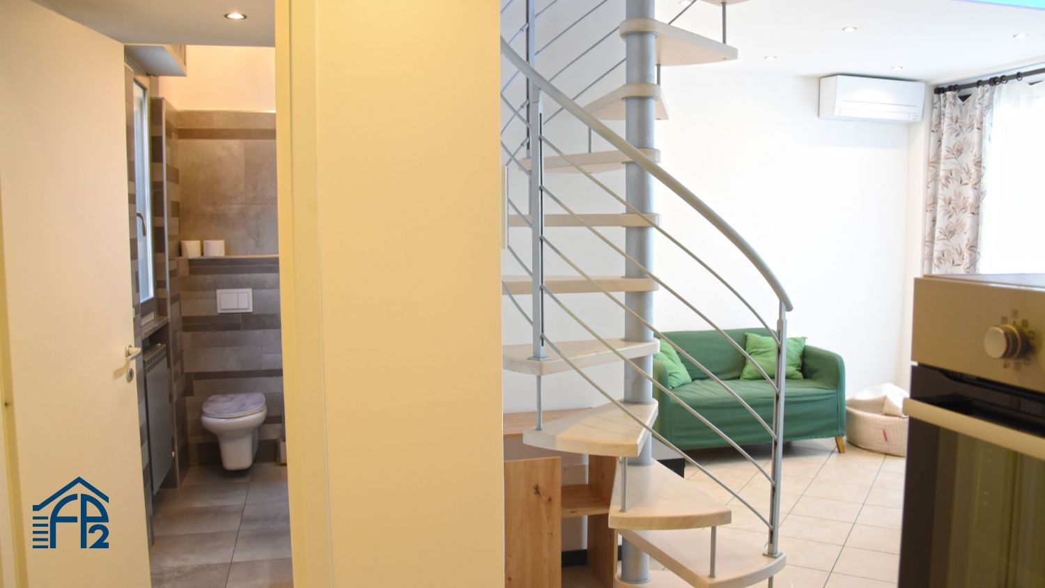Appartamento su due livelli con terrazzo