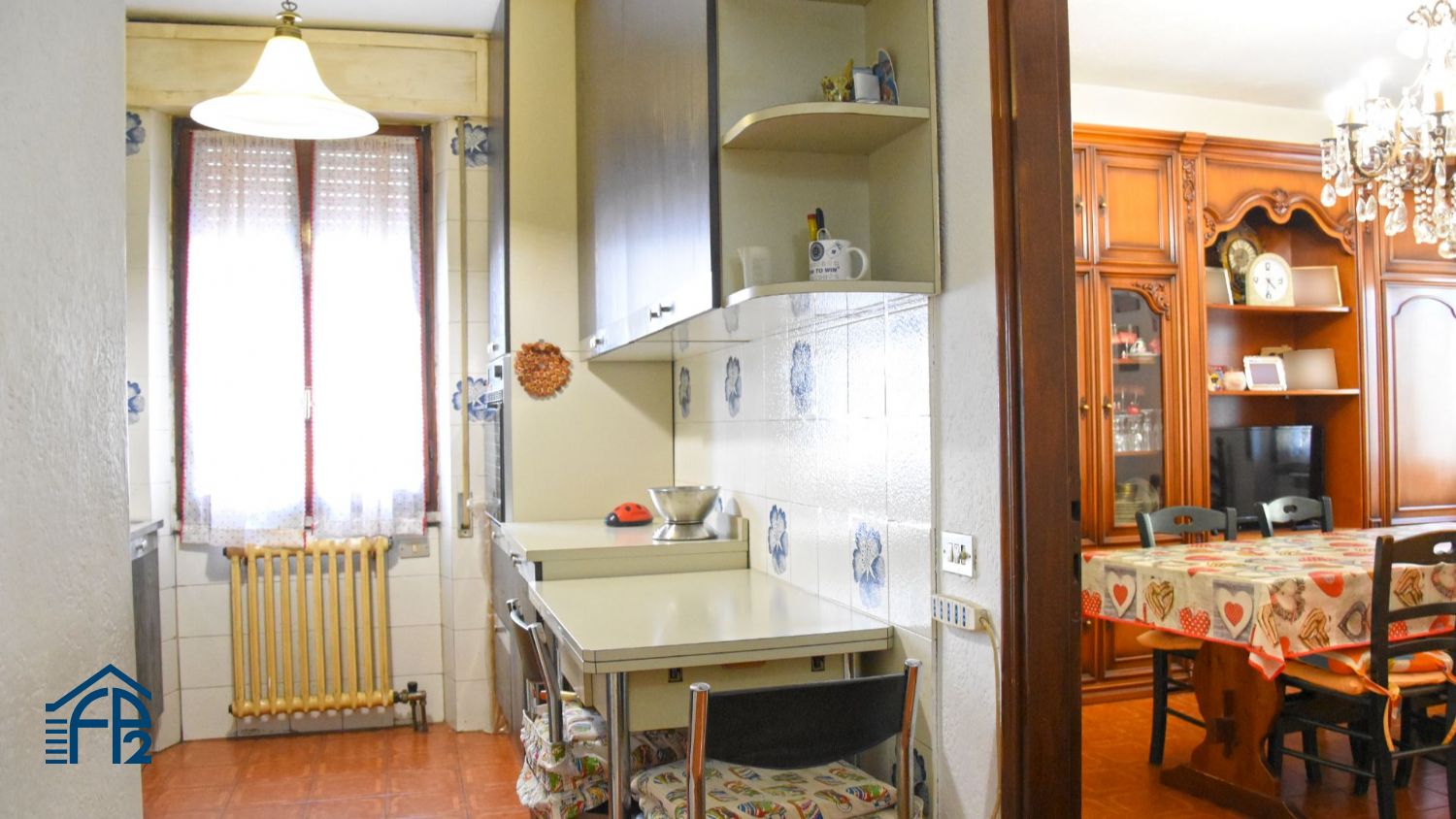 Villa con giardino
