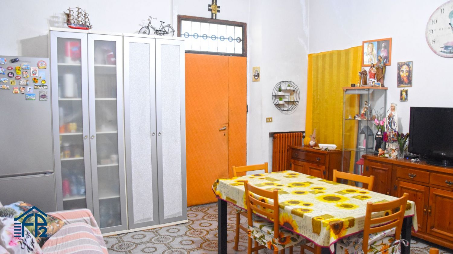 Villa con giardino