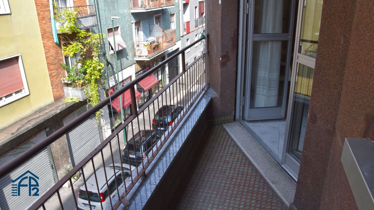 Trilocale con balcone zona Rondò