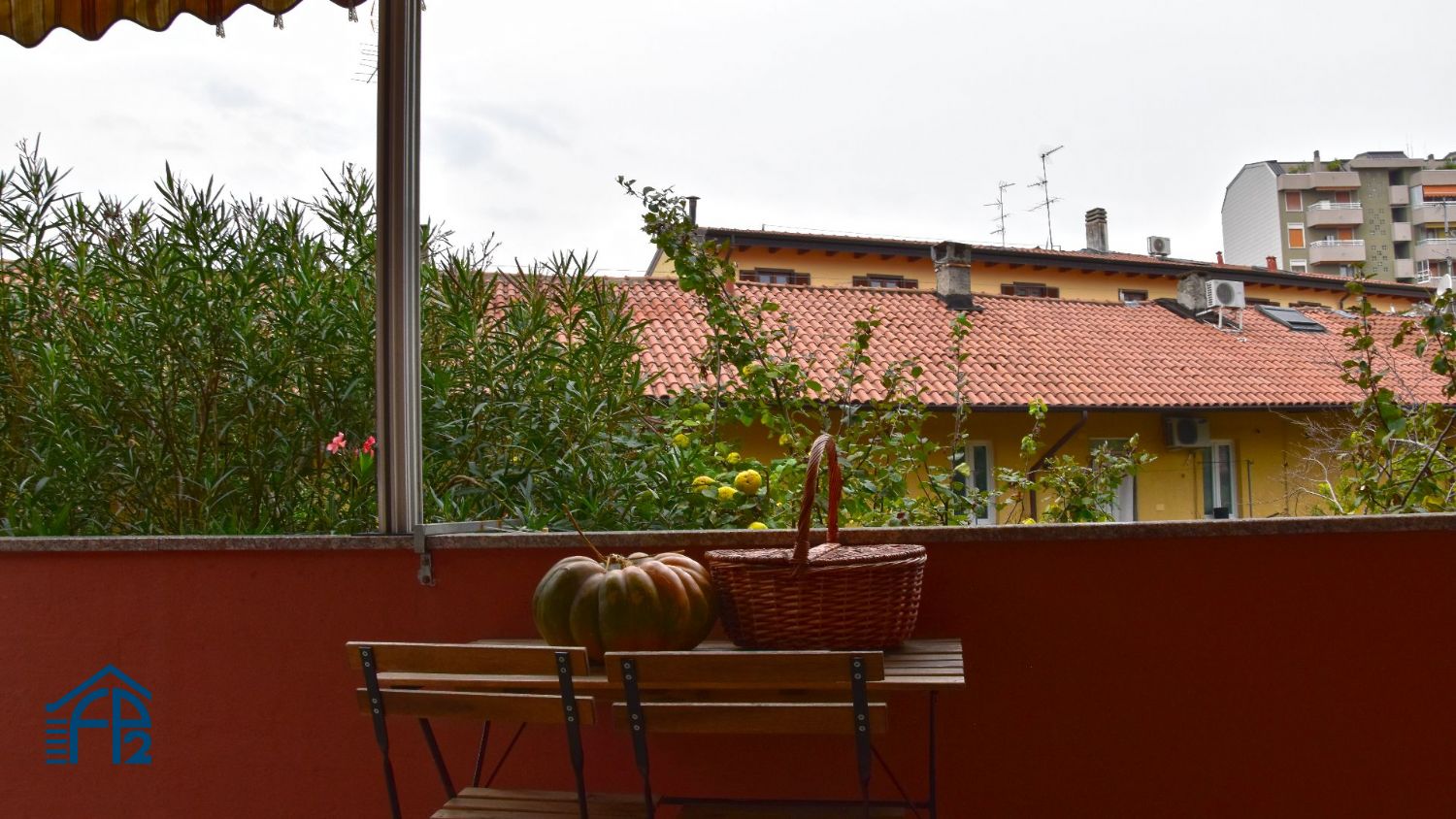 Trilocale su due livelli con terrazzo