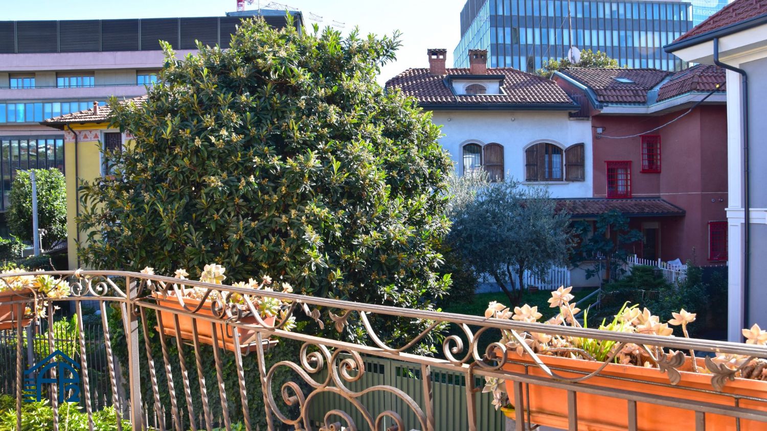 Villa con Giardino zona Isola