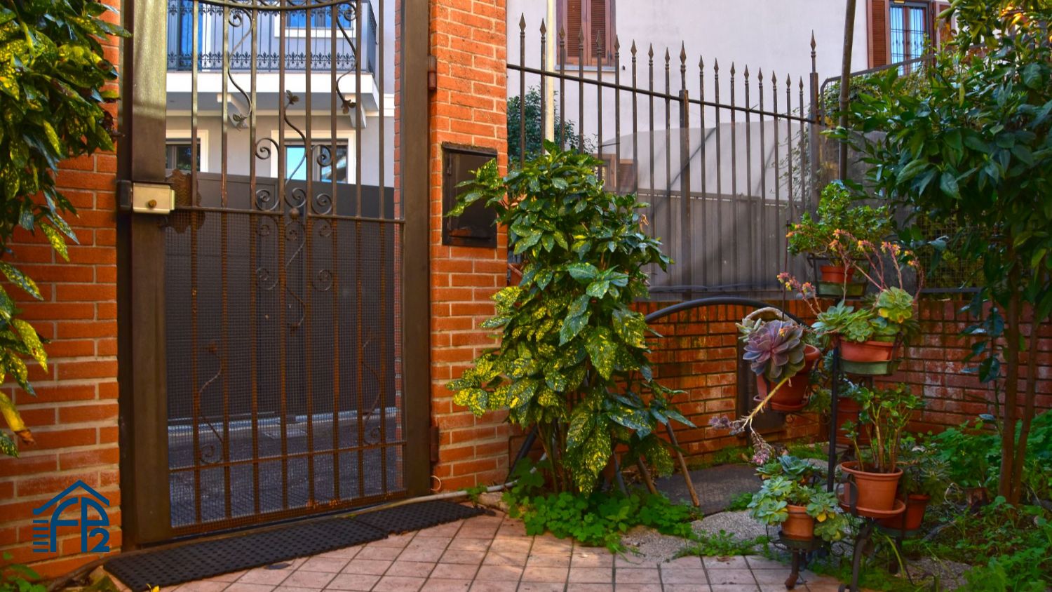 Villa con Giardino zona Isola