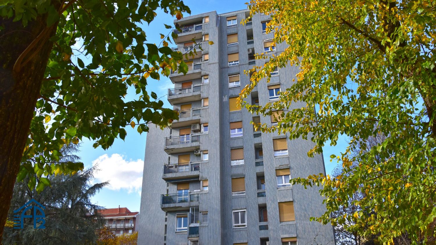 Trilocale in stabile signorile