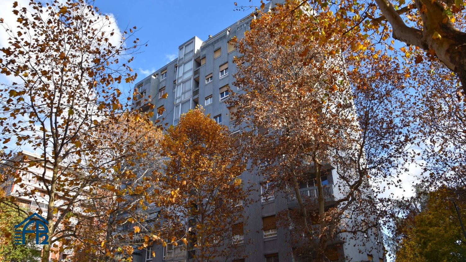 Trilocale in stabile signorile