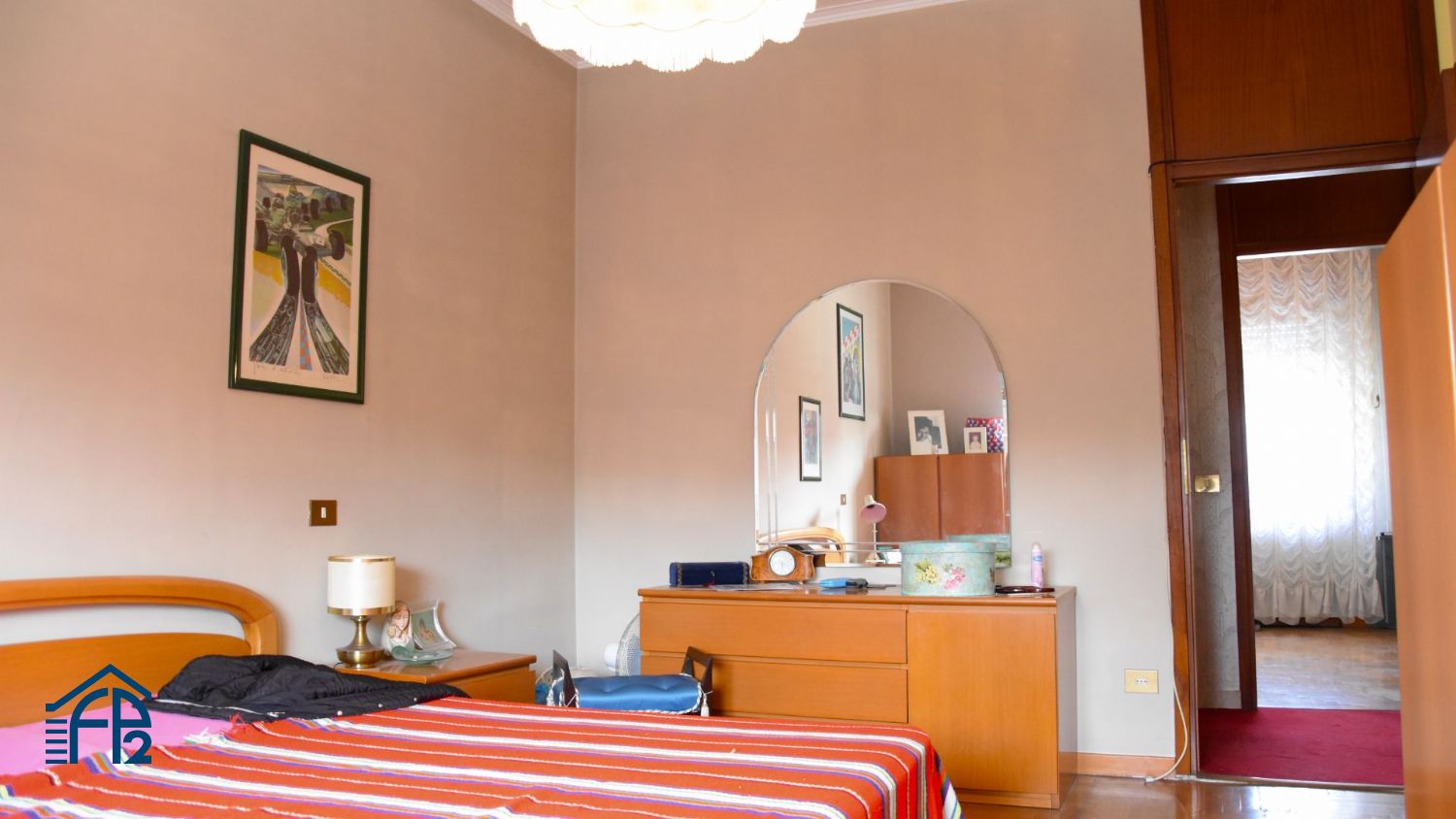 Casa Indipendente con Locale Commerciale