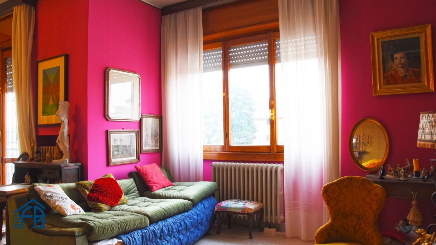 Casa Indipendente con Locale Commerciale