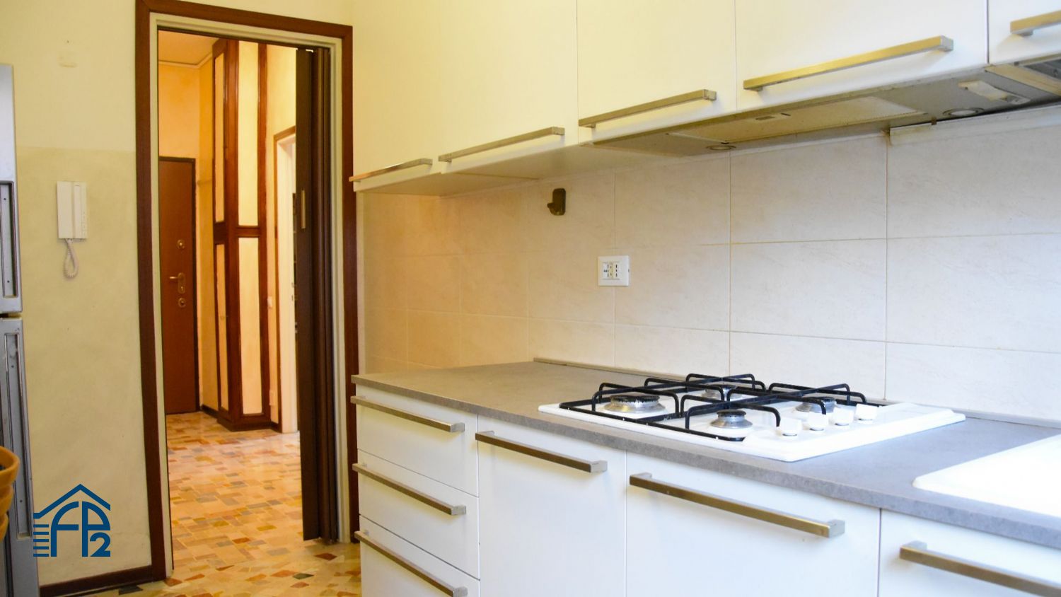 Trilocale con cucina abitabile