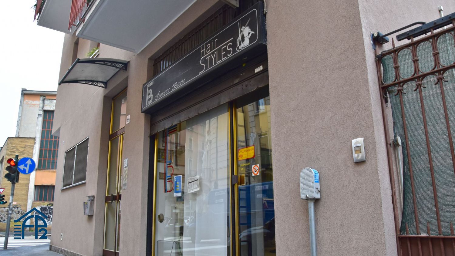 Negozio con una vetrina