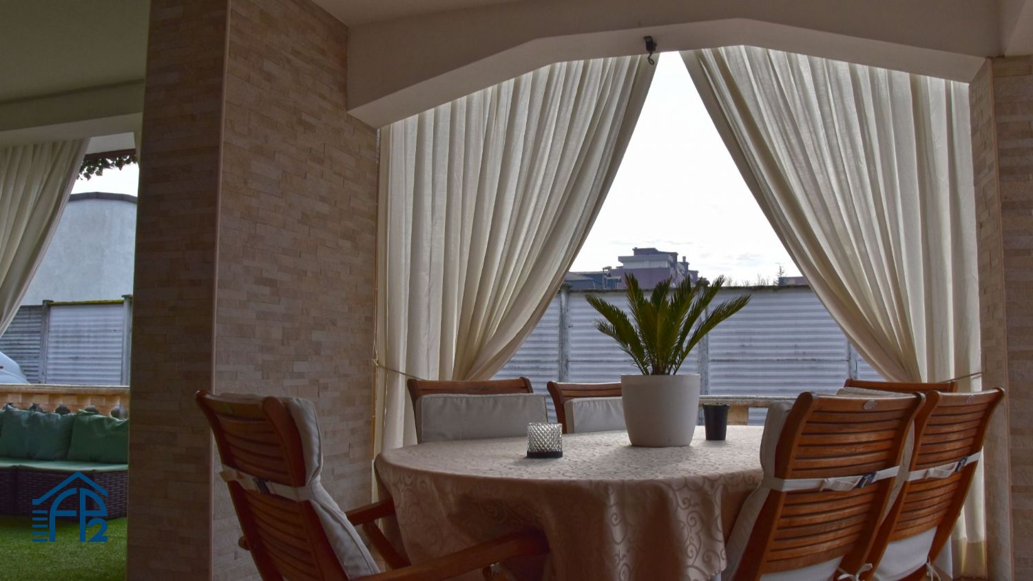 Porzione di Villa in Bifamiliare