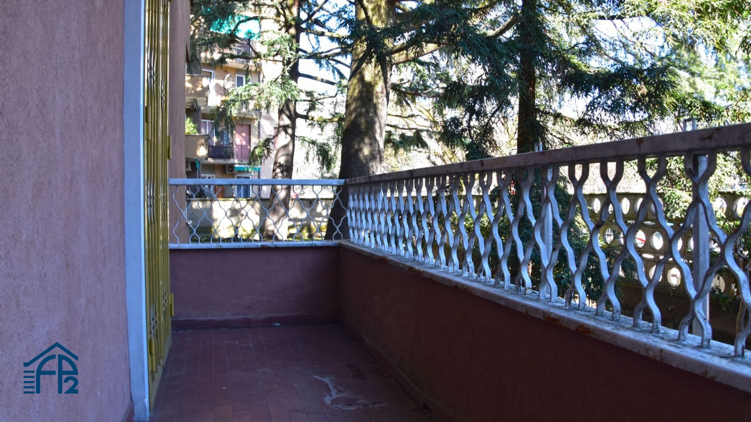 Tre/Quattro Locali con Doppi Servizi