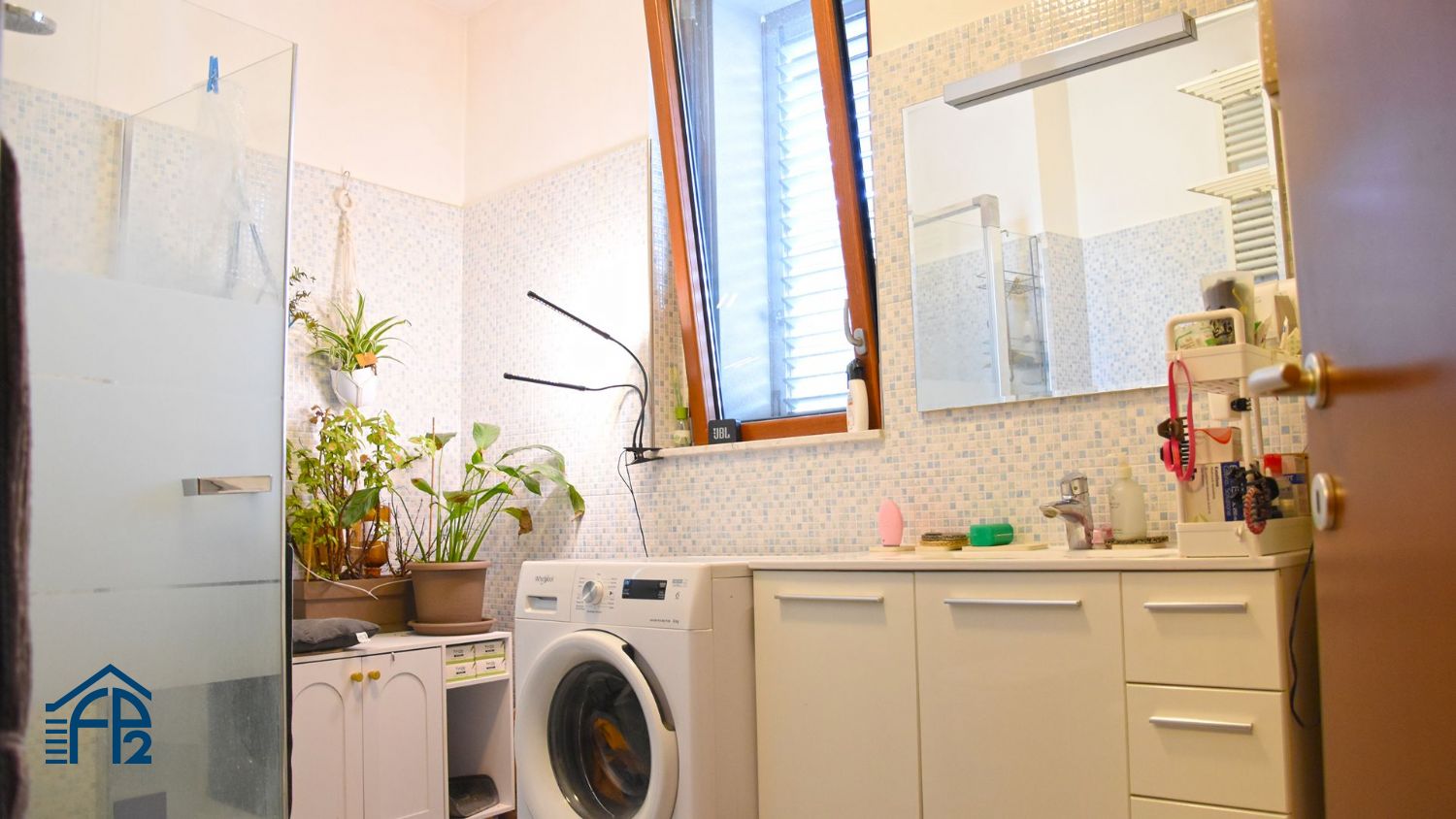 Bilocale con terrazzino