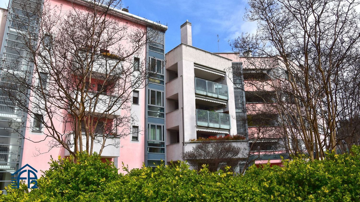 Bilocale con terrazzino