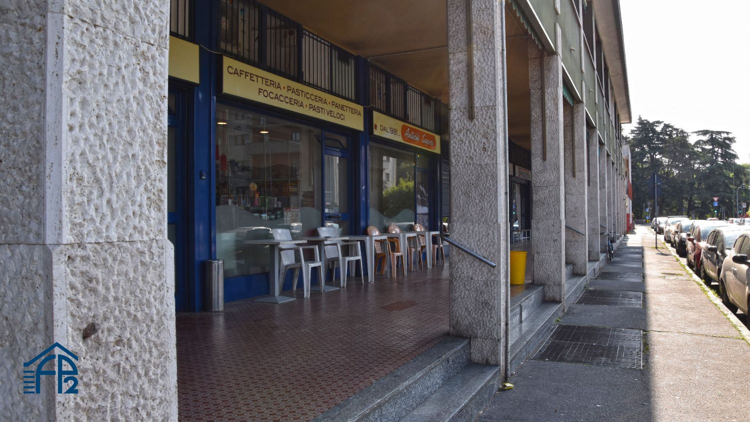 Negozio con Possibilità Attività Commerciale