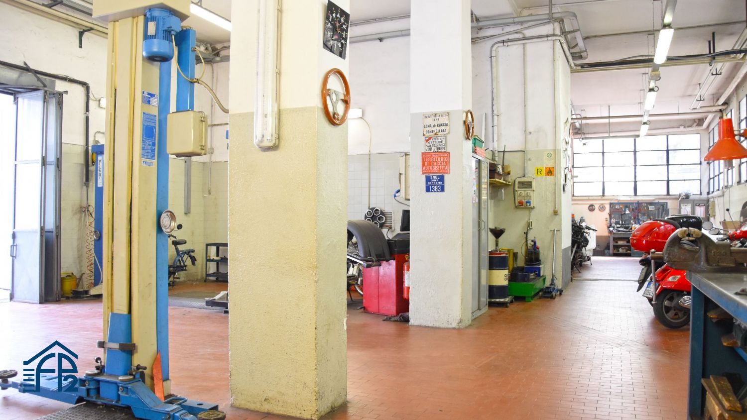 Laboratorio/Capannone con Passo Carraio