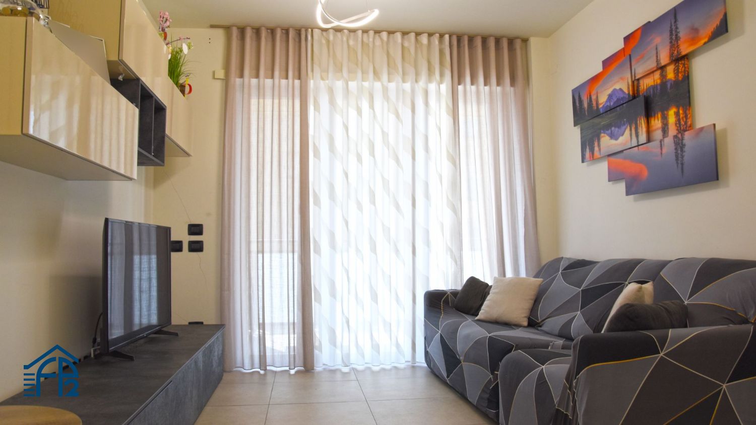 Trilocale con Terrazzo di Recente Costruzione