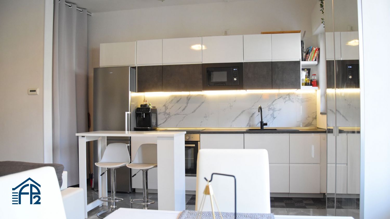 Porzione di Villetta Bifamiliare con cortile privato